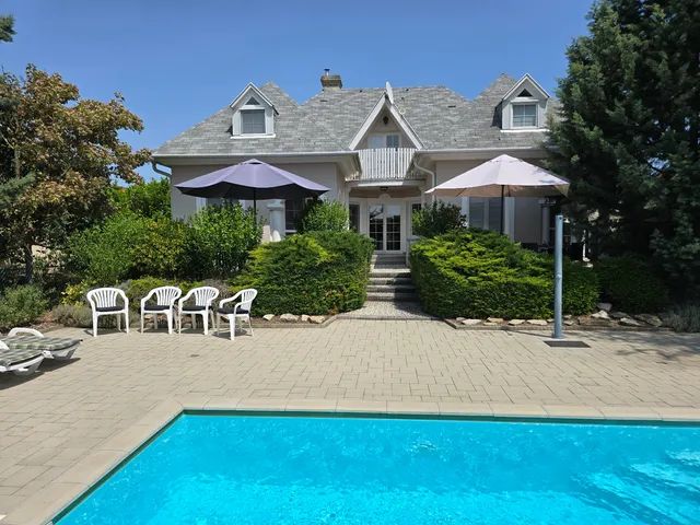 Eladó ház Gyenesdiás 170 nm