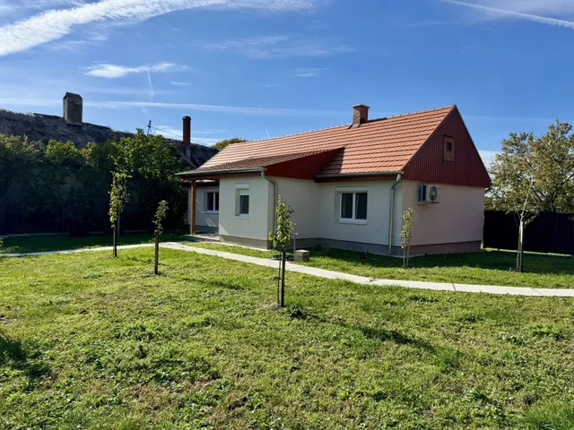 Eladó ház Gyenesdiás 55 nm