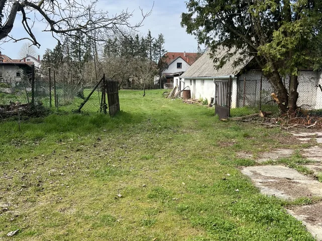 Eladó telek Keszthely 733 nm