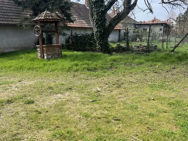 Eladó telek Keszthely 733 nm