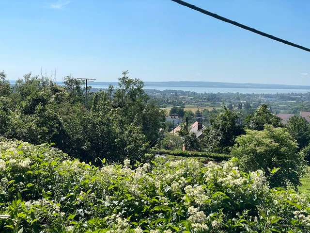 Eladó telek Cserszegtomaj 1700 nm