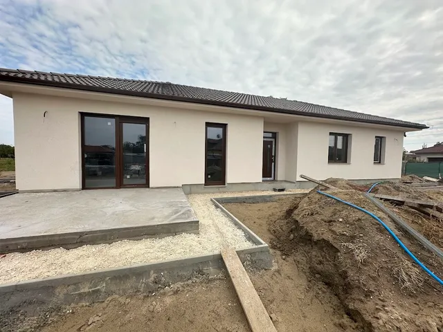 Eladó ház Kecskemét, Kadafalva 134 nm