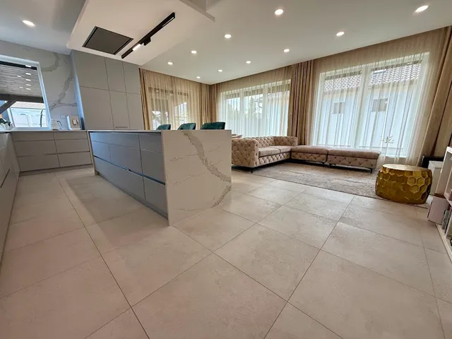 Eladó ház Kecskemét, Halasi úti kiskertek 83 nm