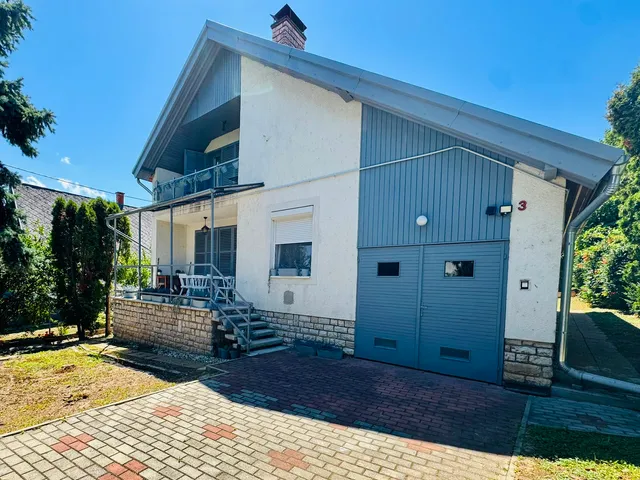 Eladó ház Balatonalmádi, Káptalanfüred 86 nm