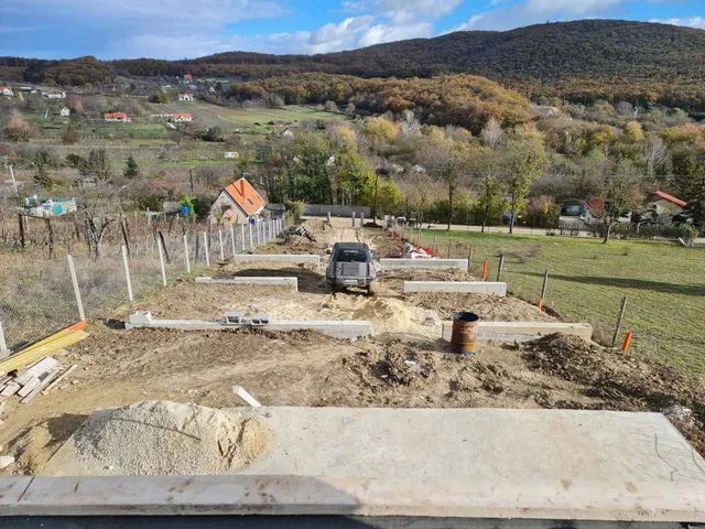 Eladó üdülő és hétvégi ház Balatonfüred, Kékidűlő, Vasvirág 42 nm