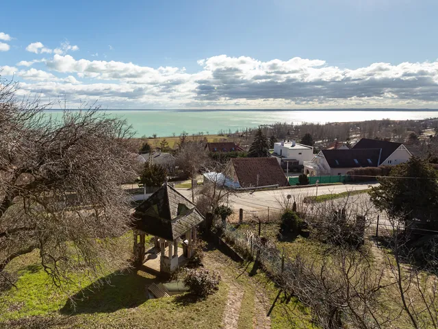 Eladó ház Balatonalmádi 180 nm