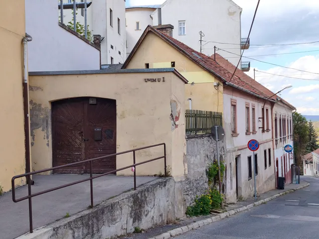 Eladó ház Veszprém, Buhim utca 1. 195 nm