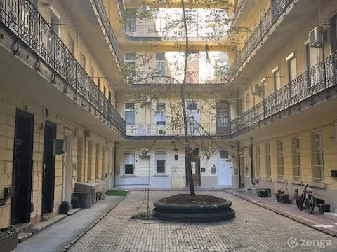 Eladó lakás Budapest VI. kerület, Nagykörúton belüli terület, Teréz krt. 83 nm