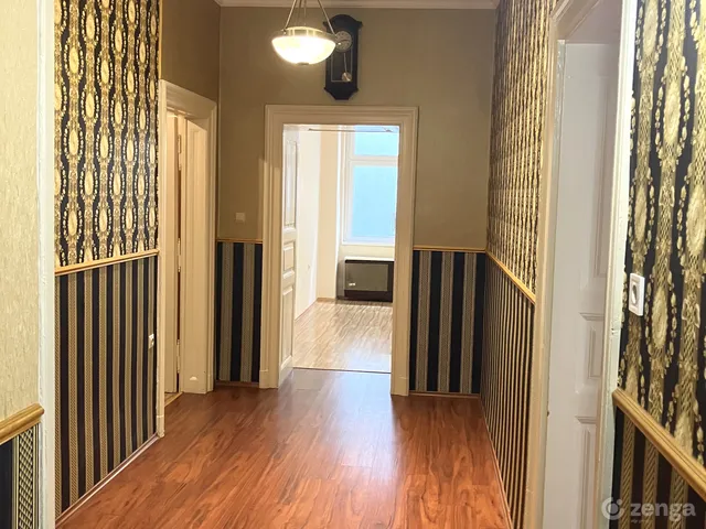 Eladó lakás Budapest VI. kerület, Nagykörúton belüli terület 83 nm