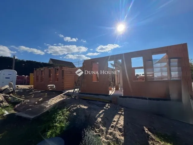 Eladó ház Fót 132 nm