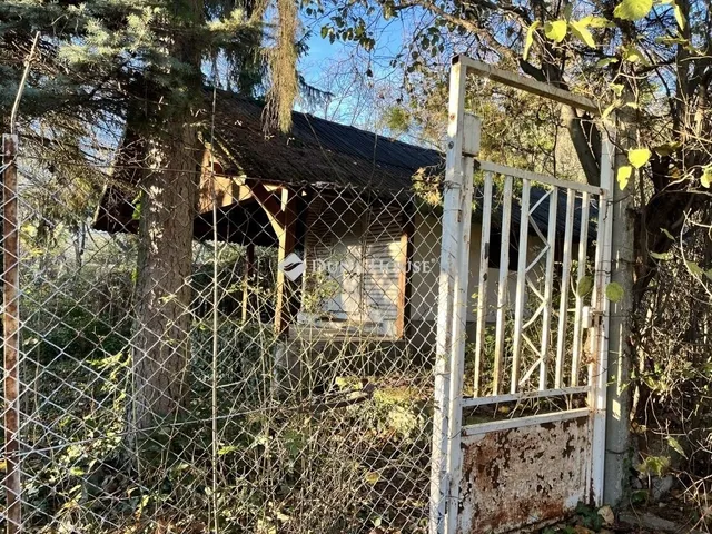 Eladó telek Pomáz 1871 nm