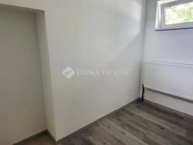 Eladó lakás Hatvan 90 nm