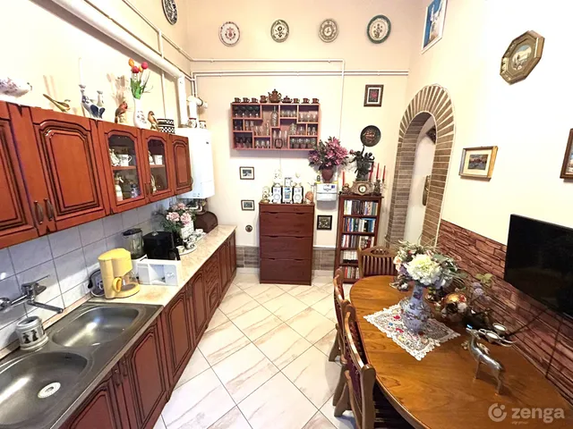 Eladó lakás Budapest VIII. kerület, Csarnoknegyed 69 nm