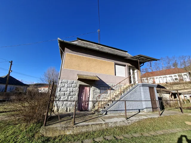 Eladó ház Istenmezeje 100 nm