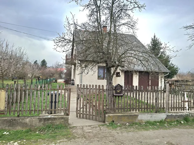 Eladó ház Bátonyterenye, Nagybátony 100 nm