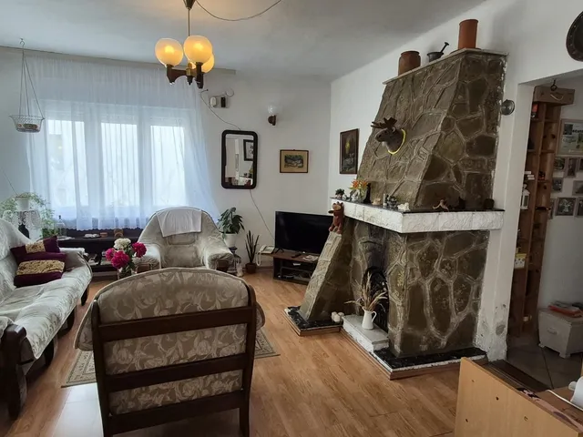 Eladó ház Budapest XVIII. kerület, Kossuth Ferenc-telep 125 nm