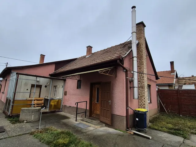 Eladó ház Gyömrő 79 nm