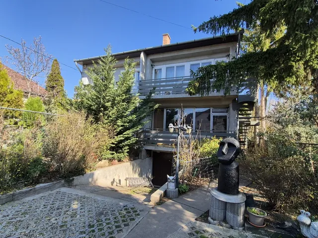 Eladó ház Budapest XVIII. kerület 140 nm