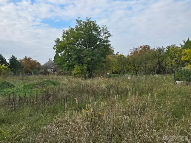 Eladó telek Tata, Újhegy 3507 nm