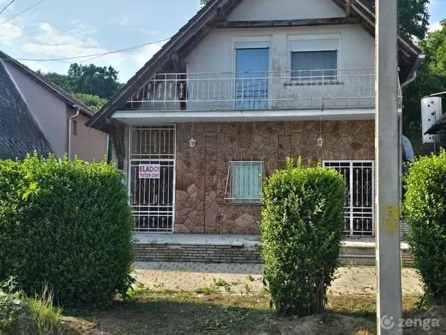 Eladó ház Dunaszentmiklós 160 nm