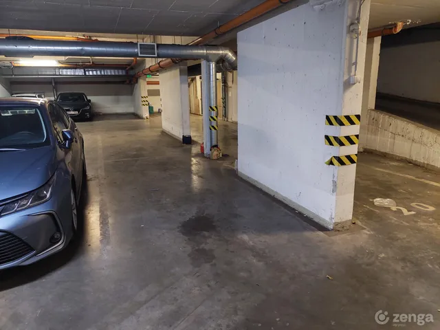 Eladó garázs Budapest IX. kerület, Középső Ferencváros 12 nm