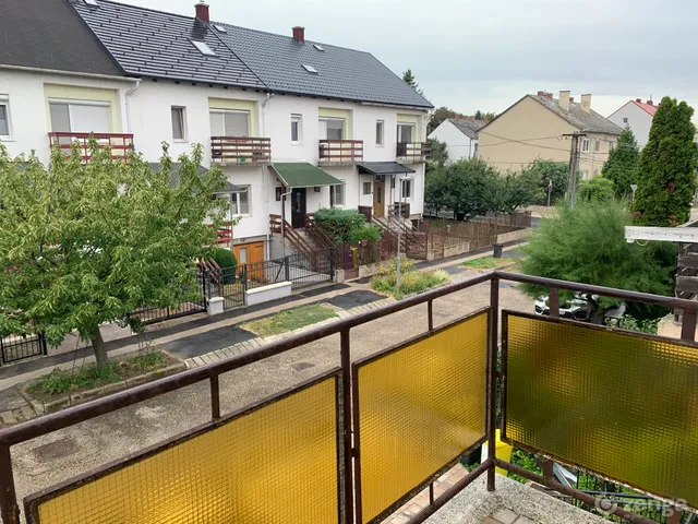 Eladó lakás Veszprém 100 nm