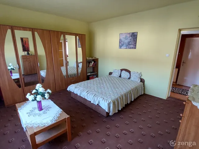 Eladó ház Nagykáta 200 nm