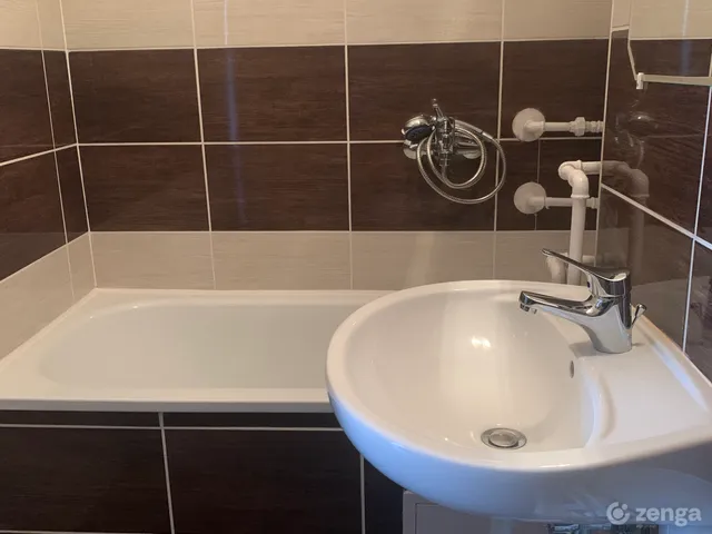 Kiadó lakás Tatabánya, Újváros, Mártirok út 9 43 nm