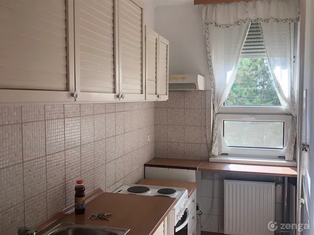 Kiadó lakás Tatabánya, Újváros 43 nm