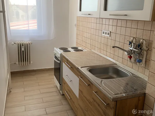 Kiadó lakás Tatabánya, Újváros 43 nm