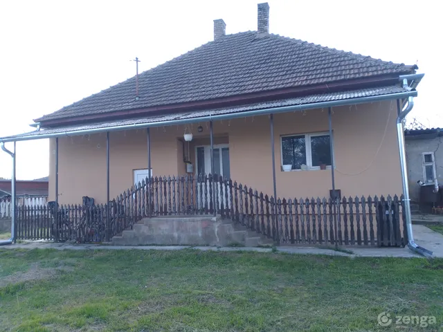 Eladó ház Csengerújfalu 94 nm