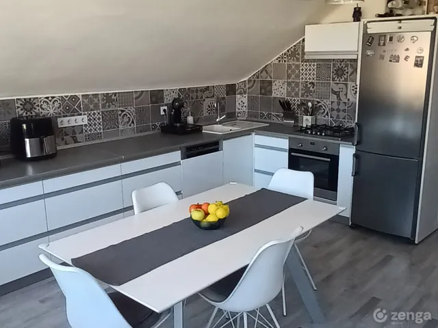 Eladó lakás Pécs, Uránváros 92 nm
