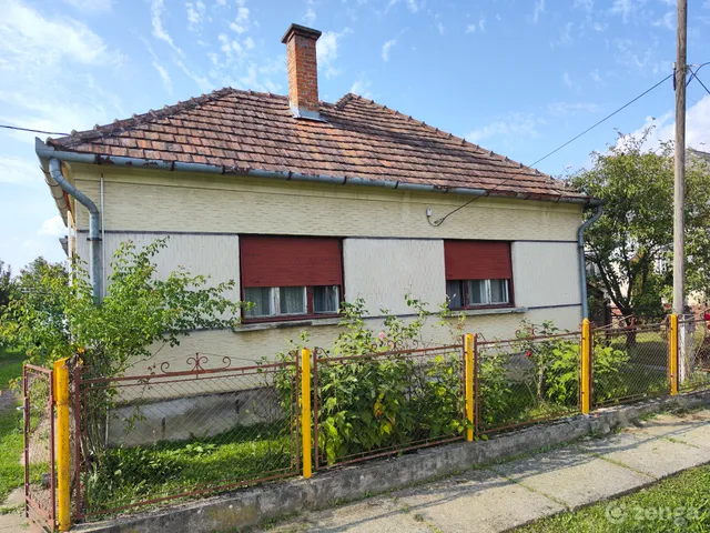 Eladó ház Iklódbördőce 110 nm