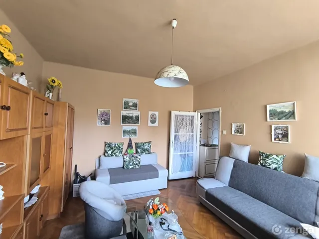 Eladó lakás Kazincbarcika 38 nm