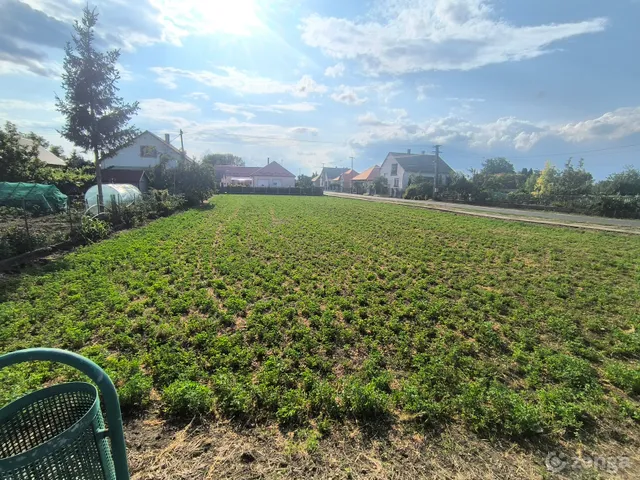 Eladó telek Sajószentpéter, Dusnokpuszta 1409 nm