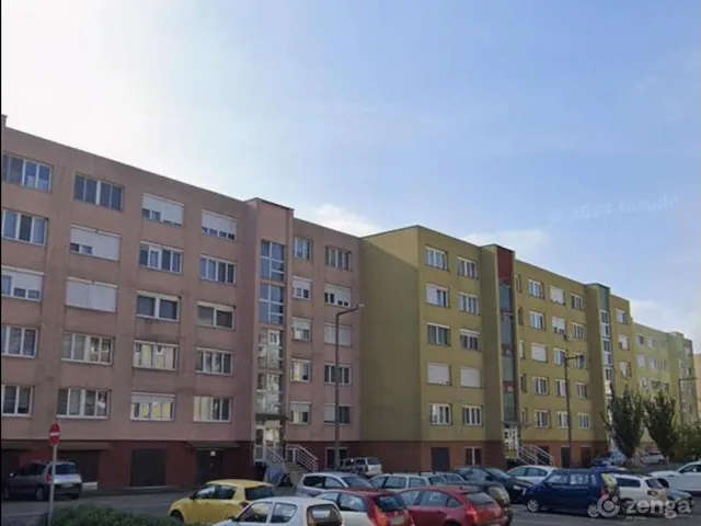 Eladó lakás Baja, Belváros 34 nm