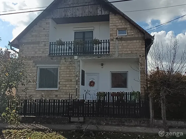 Eladó ház Jákó 165 nm