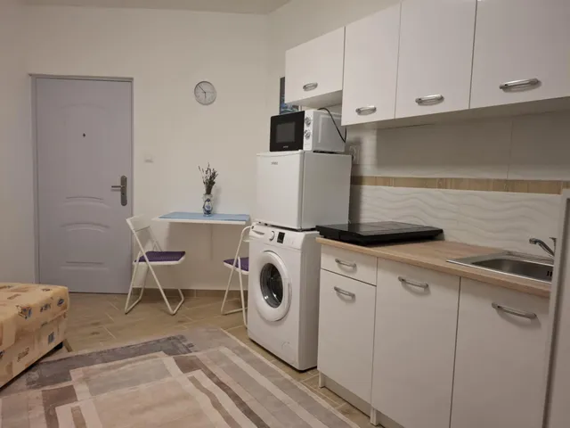 Kiadó lakás Budapest VIII. kerület, Magdolnanegyed 18 nm