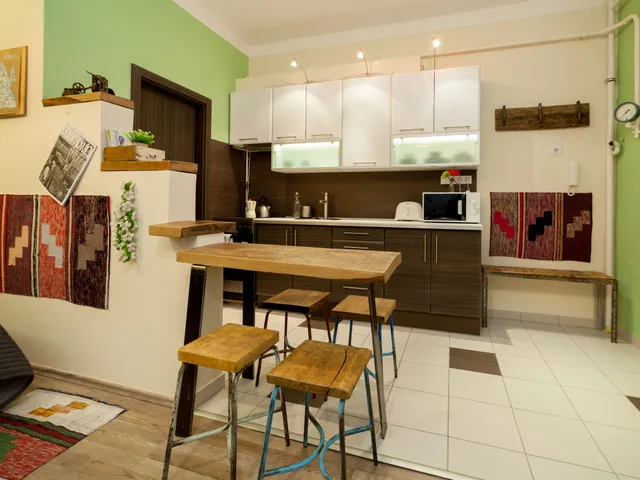 Eladó lakás Budapest VI. kerület, Nagykörúton belüli terület 26 nm