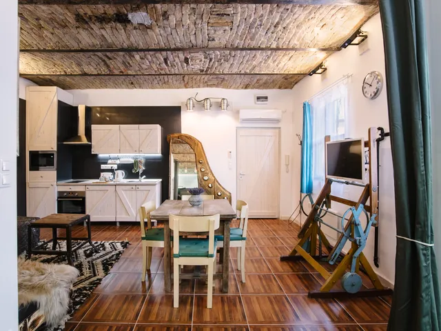 Eladó lakás Budapest VI. kerület, Nagykörúton belüli terület, Bajcsy-Zsilinszky út 38 nm