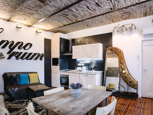 Kiadó lakás Budapest VI. kerület, Nagykörúton belüli terület 38 nm