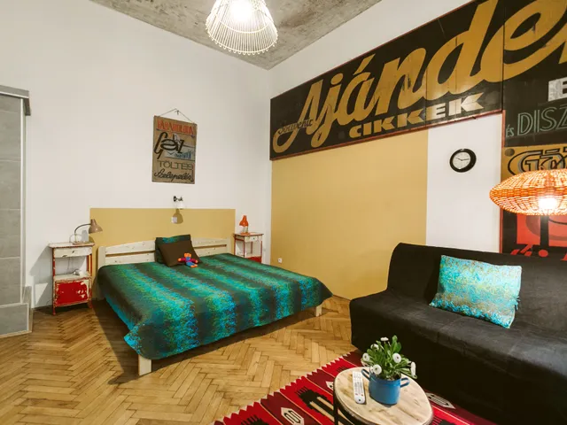 Kiadó lakás Budapest VI. kerület, Nagykörúton kívüli terület, Teréz körút 35 nm