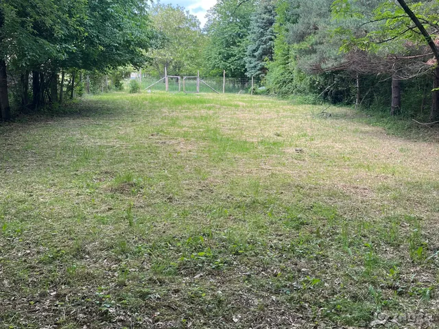 Eladó telek Parád 800 nm
