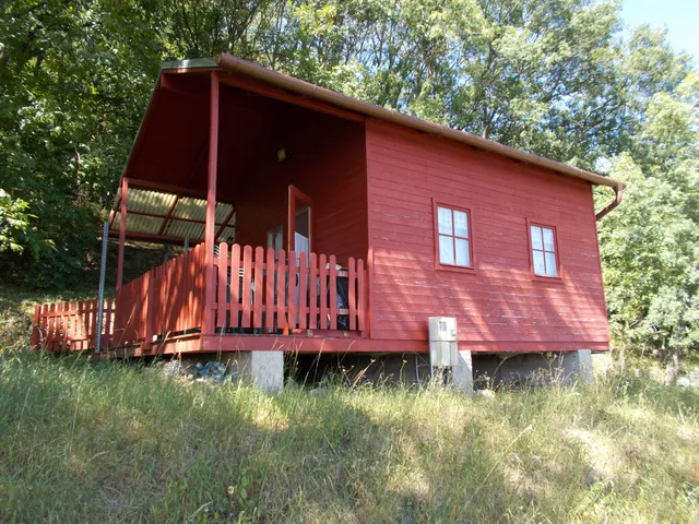 Eladó mezőgazdasági ingatlan Doba 20 nm