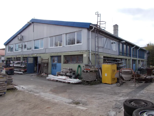 Eladó kereskedelmi és ipari ingatlan Veszprém 1168 nm