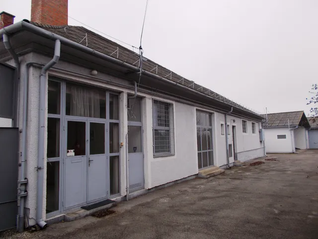 Eladó kereskedelmi és ipari ingatlan Nagykanizsa 630 nm