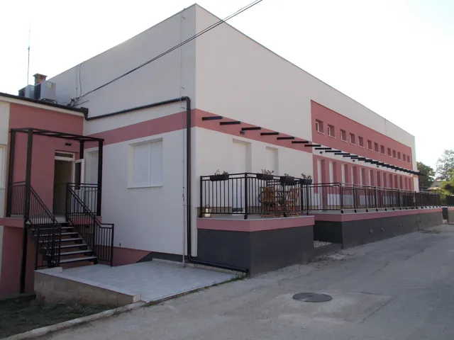 Eladó lakás Székesfehérvár, Sóstó 62 nm
