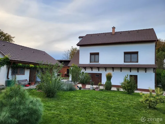 Eladó ház Biatorbágy 180 nm