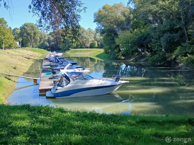 Eladó kereskedelmi és ipari ingatlan Nagymaros 200 nm