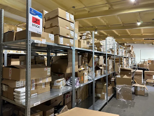 Kiadó kereskedelmi és ipari ingatlan Budapest IV. kerület, Széchenyi tér 9 800 nm